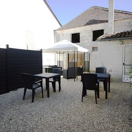 La Fin De La Faim Bed and Breakfast La Tour-Blanche Εξωτερικό φωτογραφία